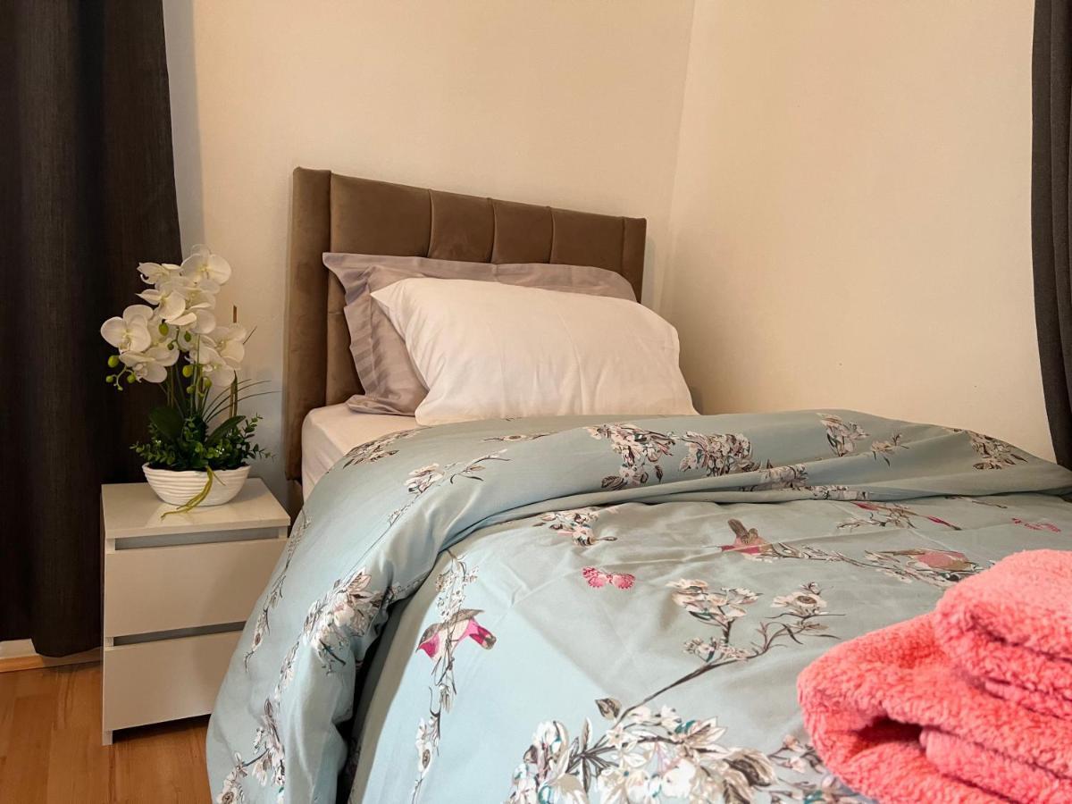 Park View Serviced Apartment - Next To Northolt Tube Station - Near Central London & Wembley エクステリア 写真